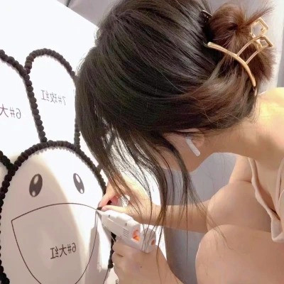 小众不易撞的头像真人女