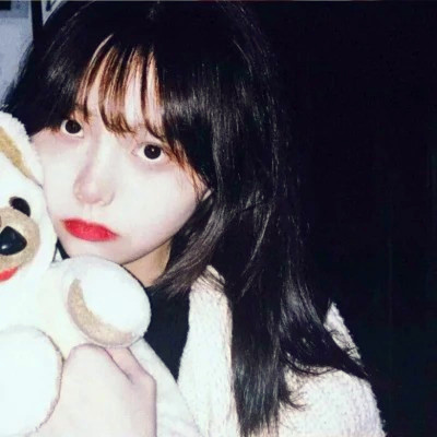 小众不易撞的头像真人女