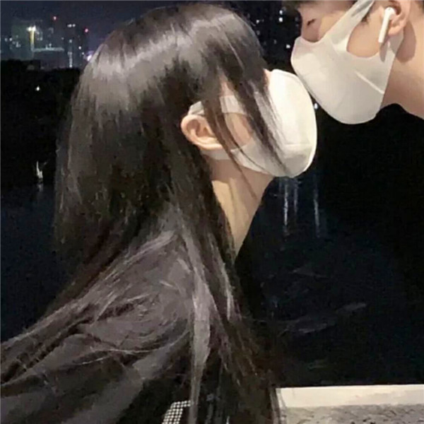 2025抖音最火真人情侣头像