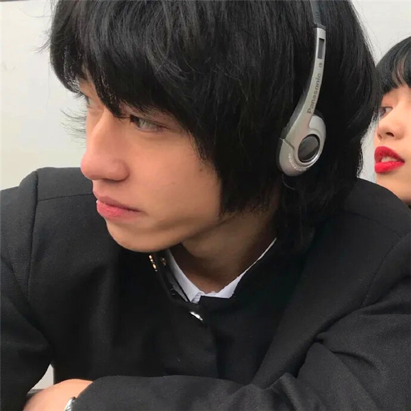 2025抖音最火真人情侣头像