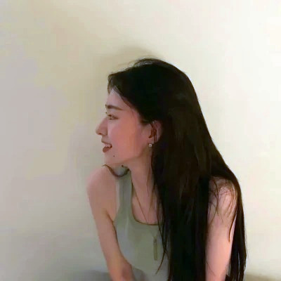 2025年女生最火微信头像