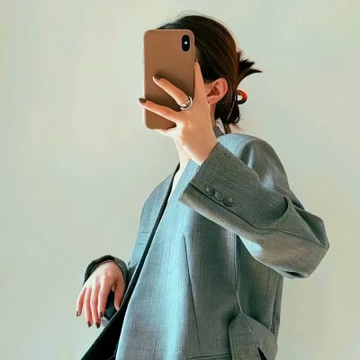 2025年女生最火微信头像
