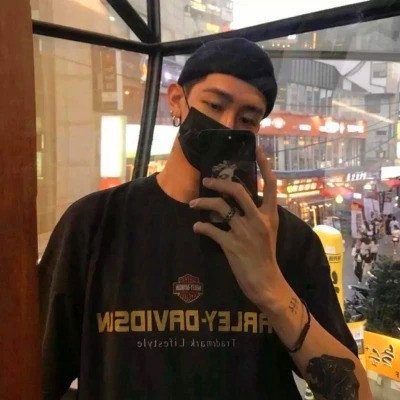 2025年男生最火微信头像