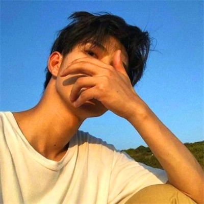 2025年男生最火微信头像