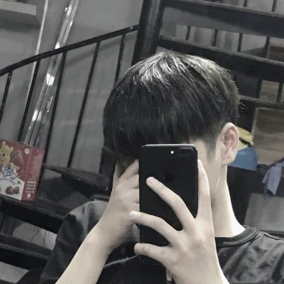 2025年男生最火微信头像