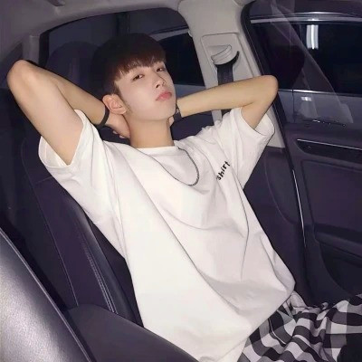 2025年男生最火微信头像