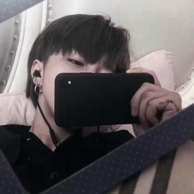 2025年男生最火微信头像