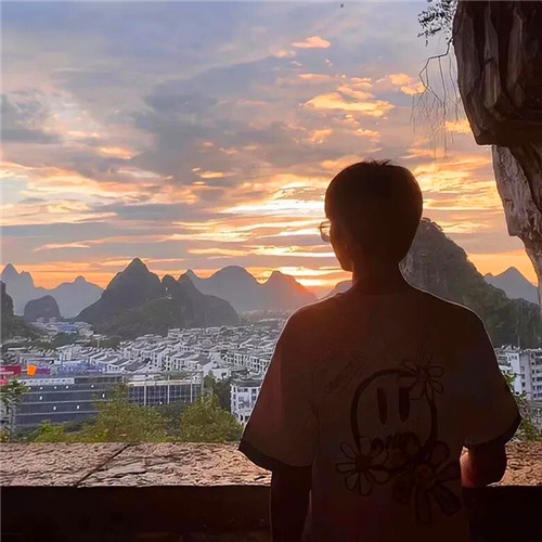 微信情侣头像图片一对真人