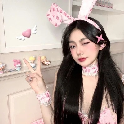 2025年流行高清好看女生头像图片