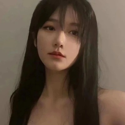 2025年流行高清好看女生头像图片