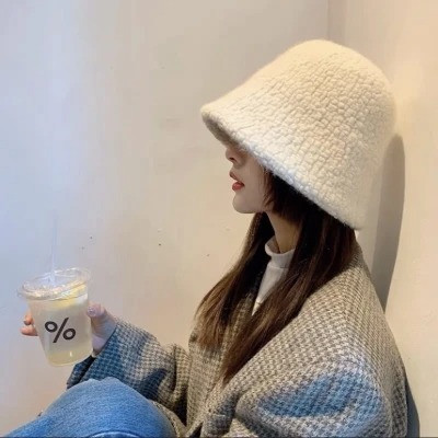 2025年流行高清好看女生头像图片