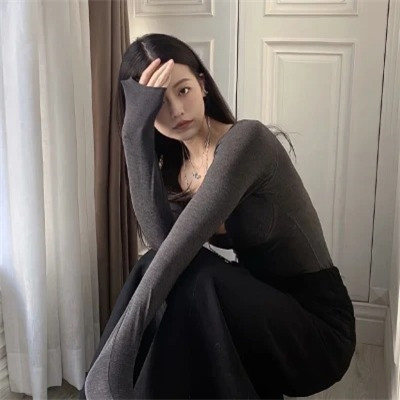 2025年流行高清好看女生头像图片