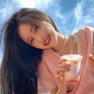 2025年流行高清好看女生头像图片