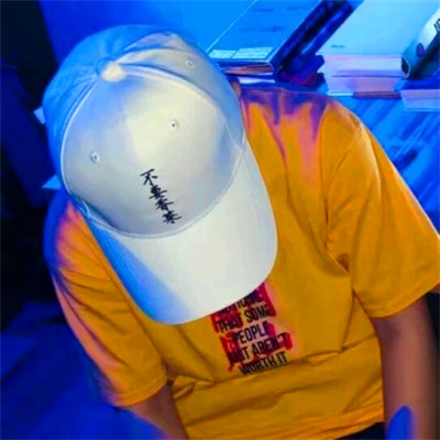 2025男生微信头像超火图片