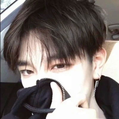 2025男生微信头像超火图片