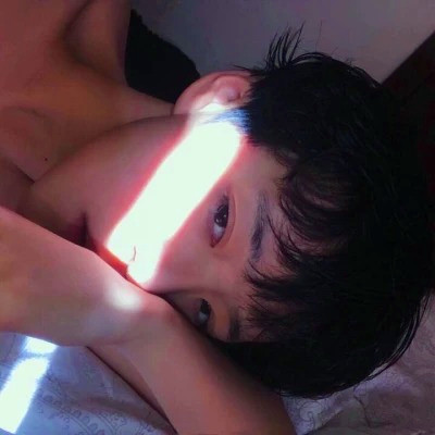2025男生微信头像超火图片