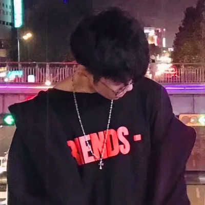 2025男生微信头像超火图片