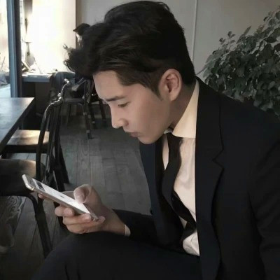 2025男生微信头像超火图片