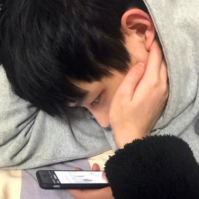 2025男生微信头像超火图片