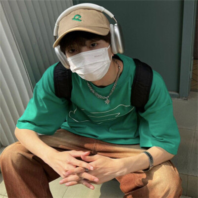 ins高级质感帅气男头