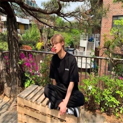 高级头像ins男质感图片