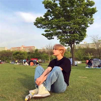 高级头像ins男质感图片