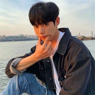 高级头像ins男质感图片