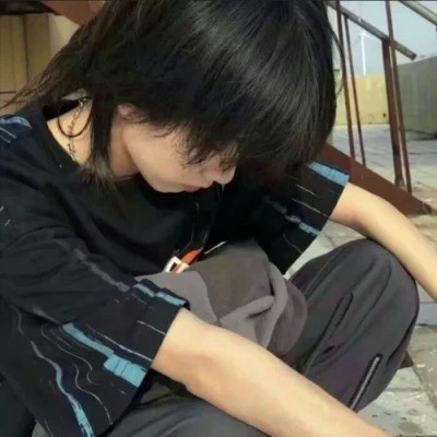 高级头像ins男质感图片