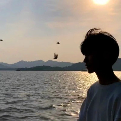 男潮头像ins高级质感