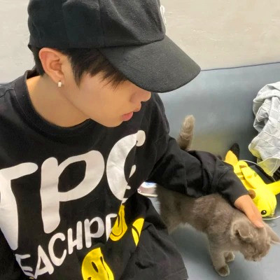 ins高级质感小众头像男