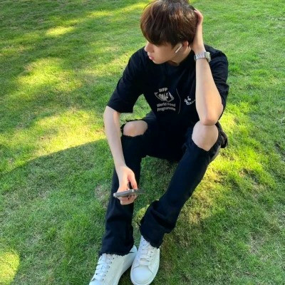 ins高级质感小众头像男