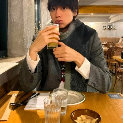 ins高级质感小众头像男