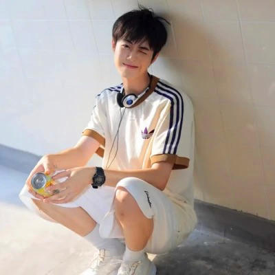 温柔头像ins高级质感男