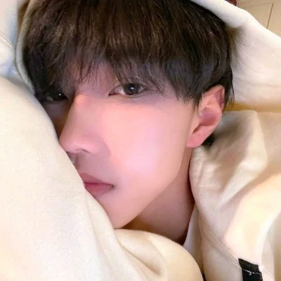 温柔头像ins高级质感男