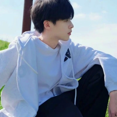 温柔头像ins高级质感男