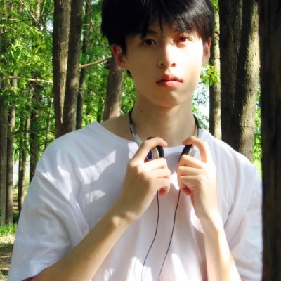 温柔头像ins高级质感男