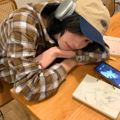 温柔头像ins高级质感男