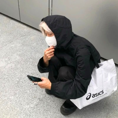 温柔头像ins高级质感男