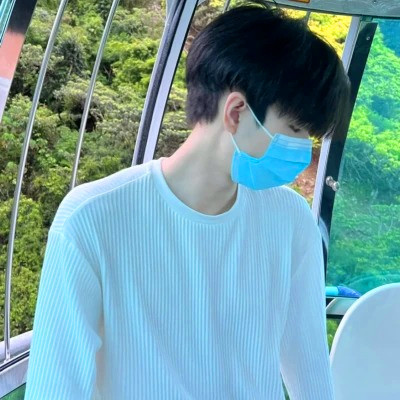 温柔头像ins高级质感男