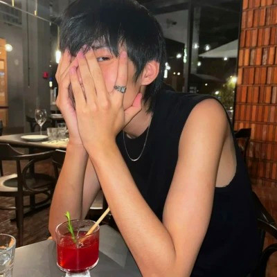 温柔头像ins高级质感男