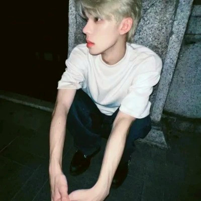 温柔头像ins高级质感男