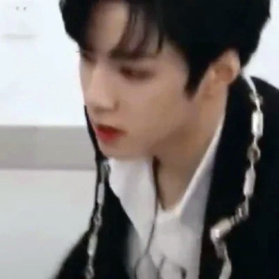 超火真人好看又帅气男生头像图片