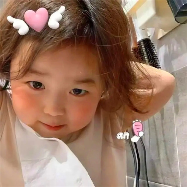 呆萌可爱小孩女生头像图片