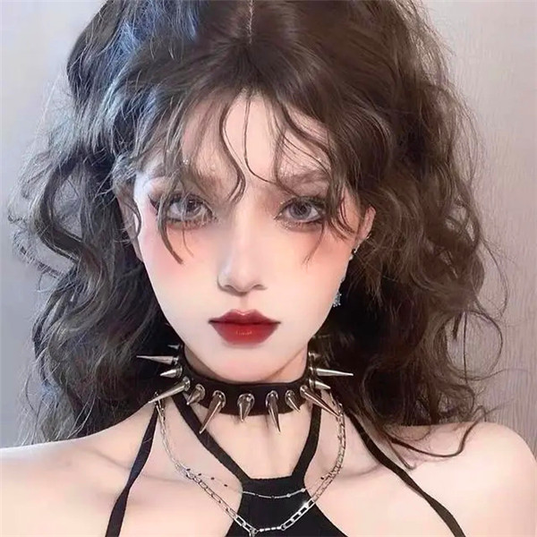 甜酷girl的头像