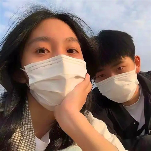 甜到骨子里的情侣头像真人双人图片