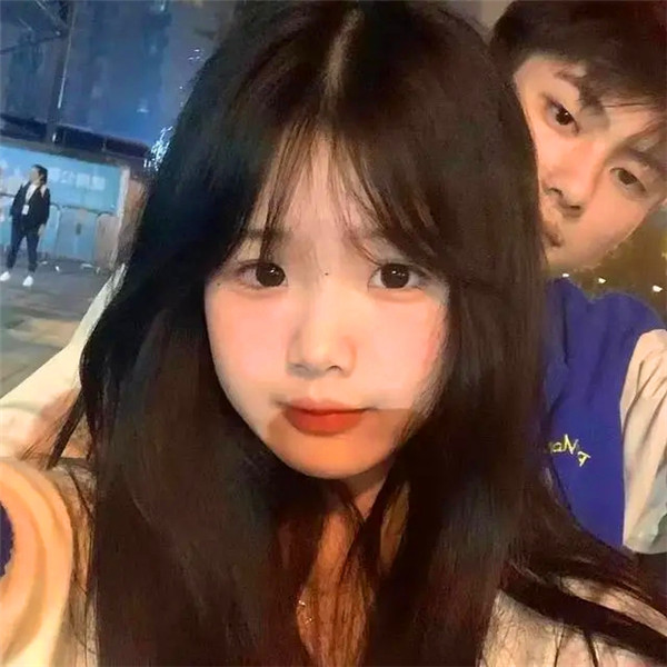 甜到骨子里的情侣头像真人双人图片