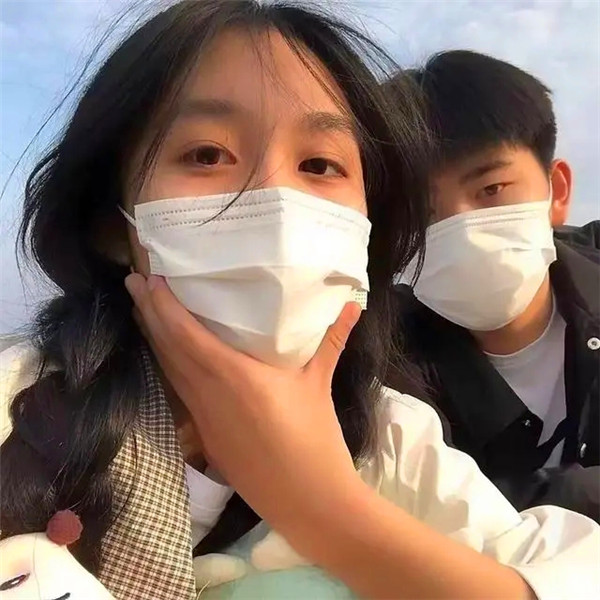 甜到骨子里的情侣头像真人双人图片