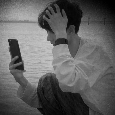 黑白男人头像图片