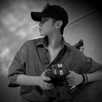 黑白男人头像图片