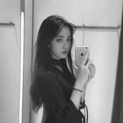 慵懒风颓废女生头像